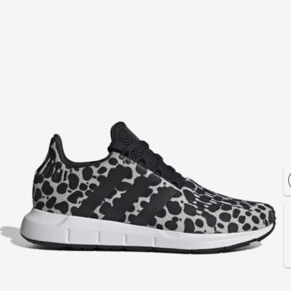 Adidas Swift Run Sneakers